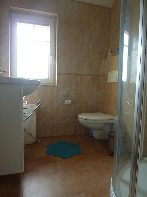 B&B En Mini-Camping Pension Kidafo Libuň Buitenkant foto