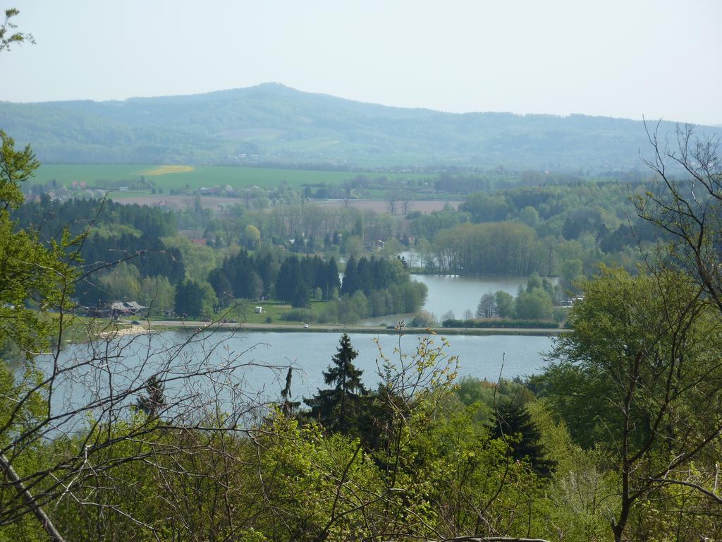B&B En Mini-Camping Pension Kidafo Libuň Buitenkant foto