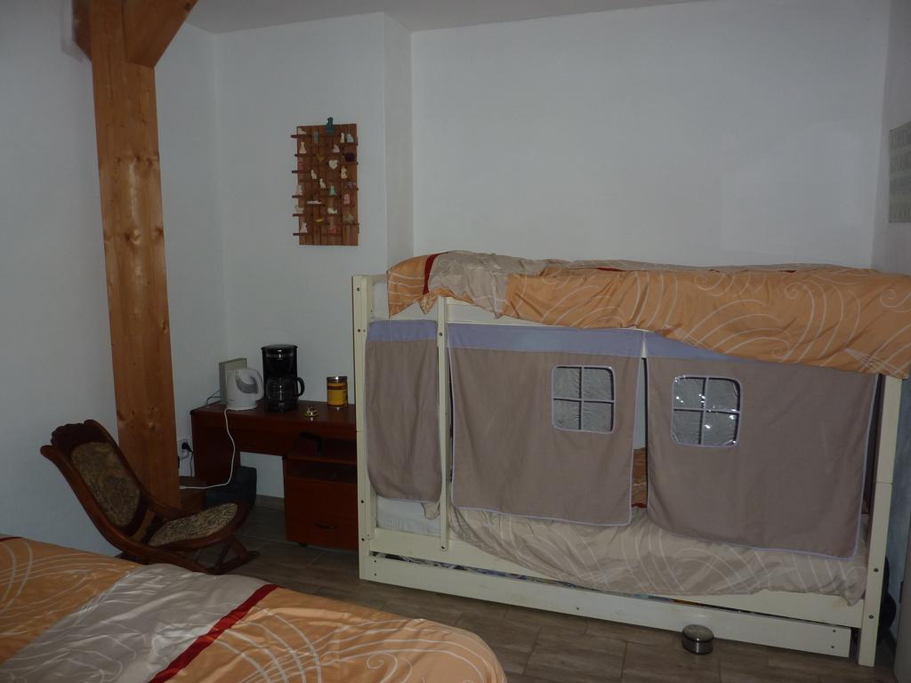 B&B En Mini-Camping Pension Kidafo Libuň Buitenkant foto