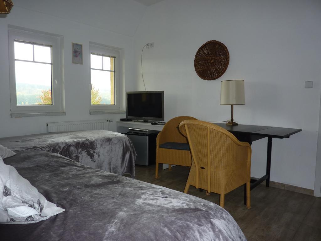 B&B En Mini-Camping Pension Kidafo Libuň Buitenkant foto